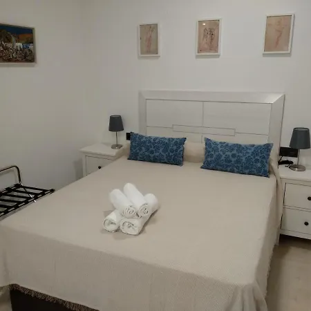 Apartman Apartamentos Cordoba